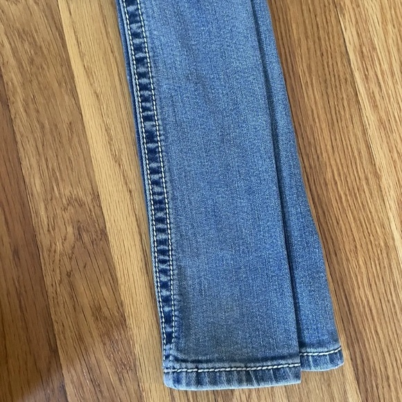 Miss Me Embroidered Flare - Picture 3 of 12